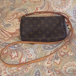 Louis Vuitton Pochette Accessories Authentic Bag